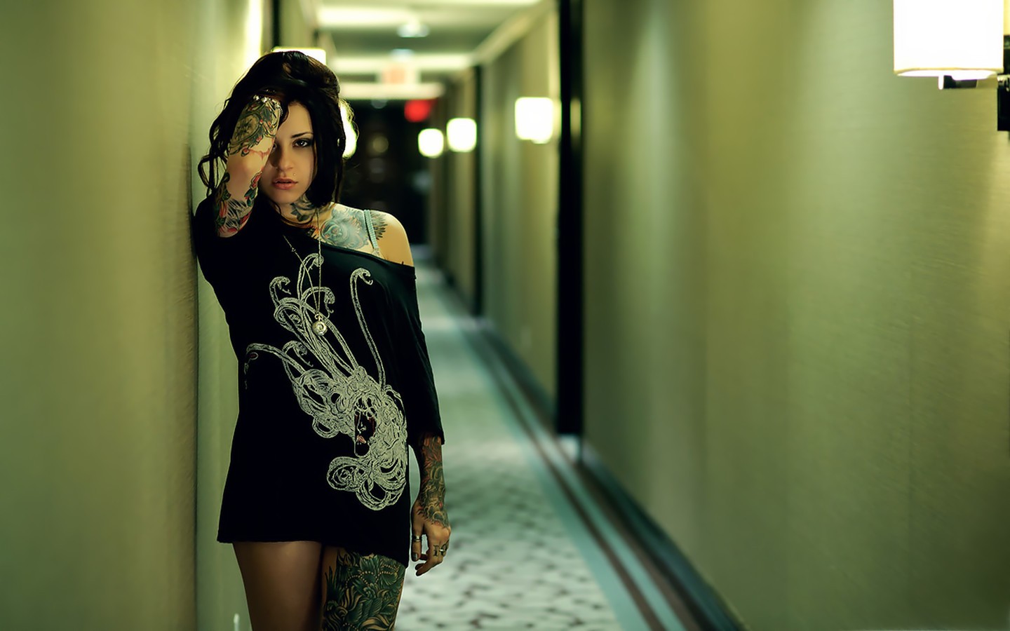 Sassy girls in Hovrach