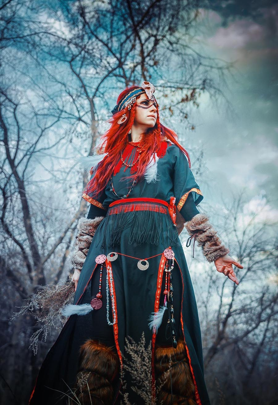 Girls in Slavic costumes underwear in Hovrach