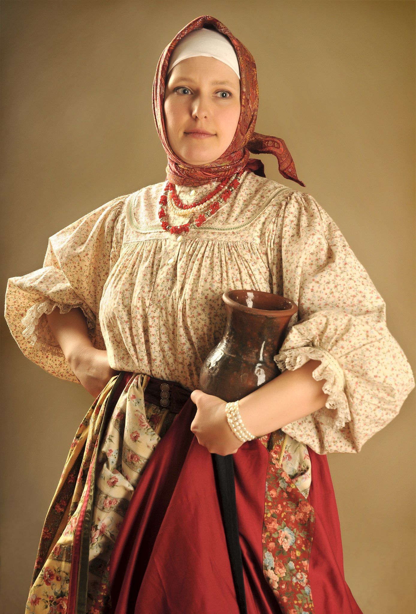 Girls in Slavic costumes in Hovrach